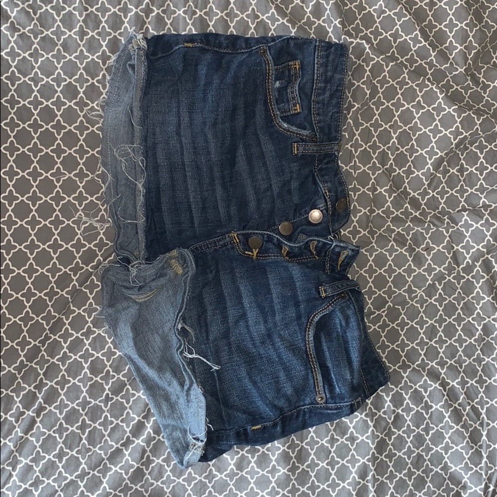 Universal Thread shorts